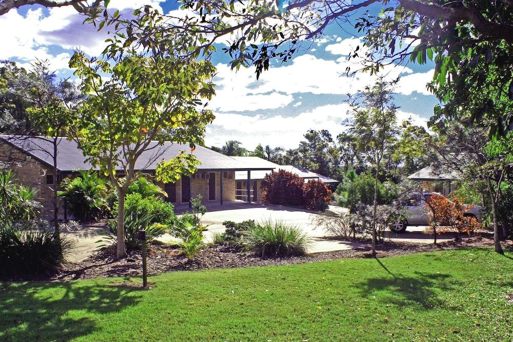 Emeraldene Inn & Eco-Lodge Χέρβεϊ Μπέι Εξωτερικό φωτογραφία